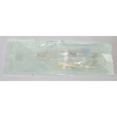 Blood Solution Set Straight Type With 200 Micron Filter Interlink System